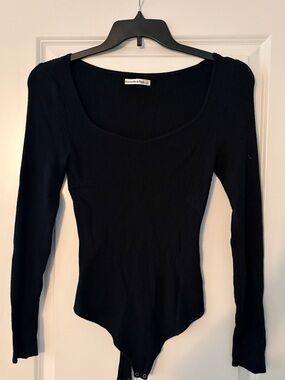 Abercrombie & Fitch Black Ribbed Long Sleeve Bodysuit